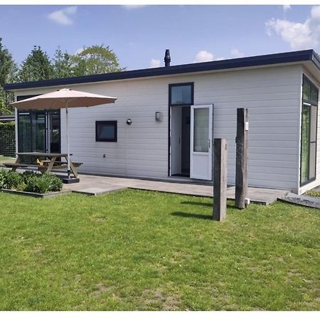 Knus Chalet Heidebloem Putten Eksteriør bilde